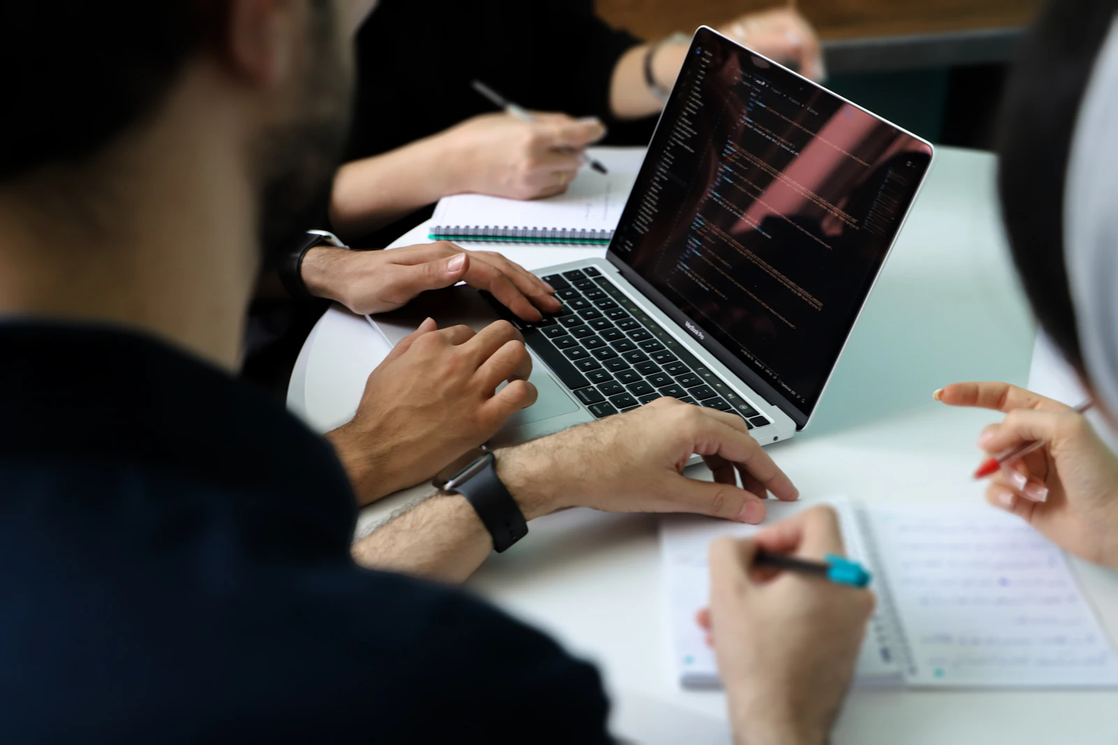 Microsoft Fabric OneLake unified data lake